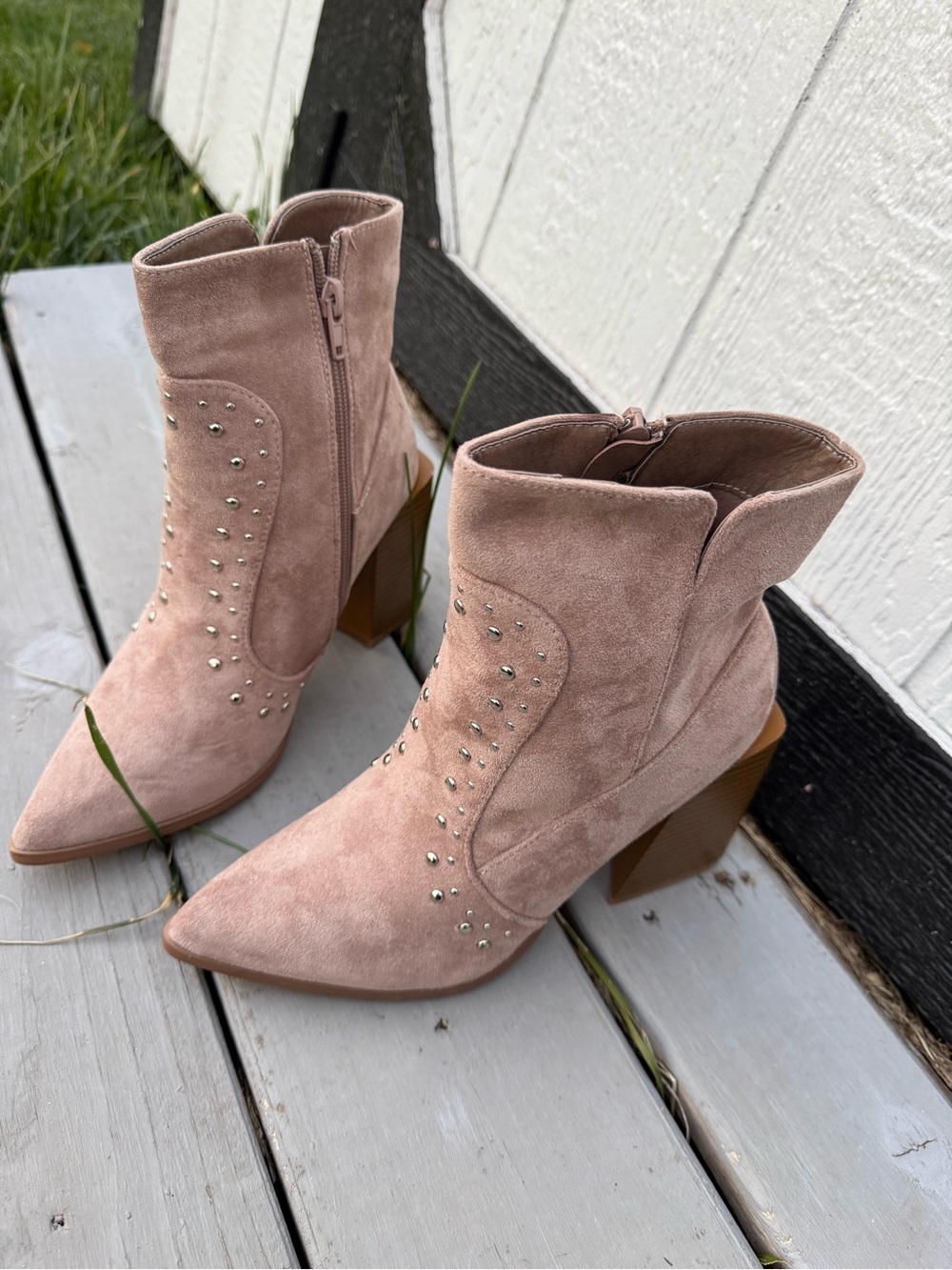 Women’s boots